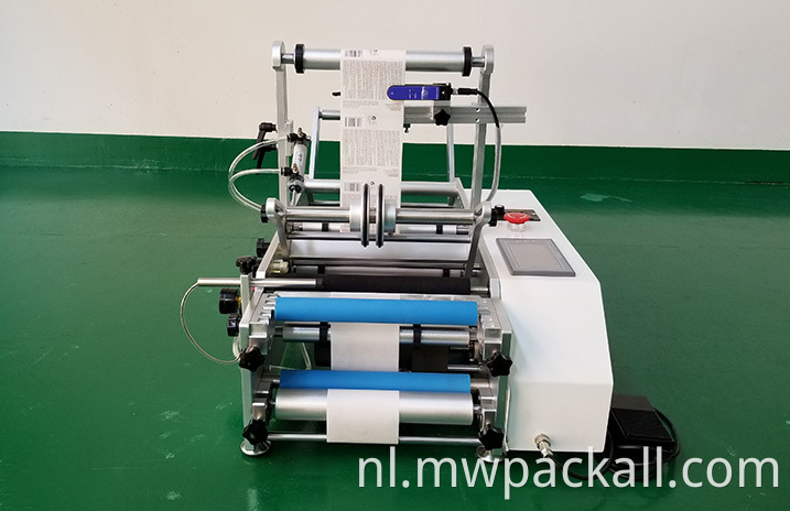 Semi Automatische rol Rype Vertical Round Round Bottle Labeling Machine /Label Machine